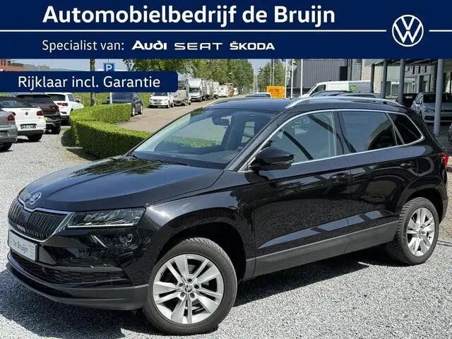 Photo 1 : Skoda Karoq 2021 Essence