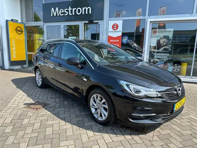 Photo 1 : Opel Astra 2022 Essence