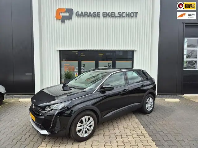 Photo 1 : Peugeot 3008 2021 Essence