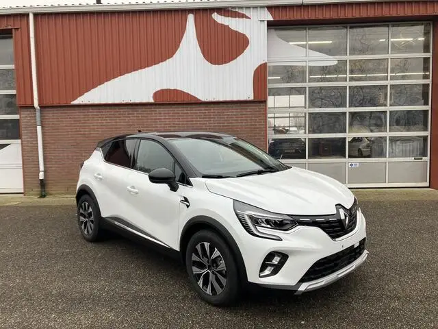 Photo 1 : Renault Captur 2024 Essence