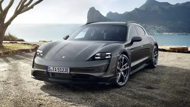 Photo 1 : Porsche Taycan 2022 Électrique