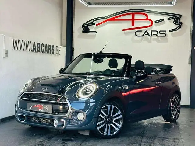 Photo 1 : Mini Cooper 2019 Petrol