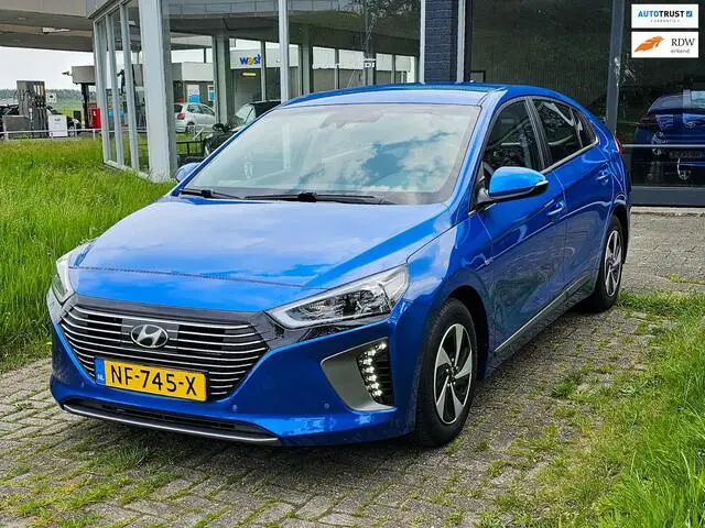 Photo 1 : Hyundai Ioniq 2017 Hybride