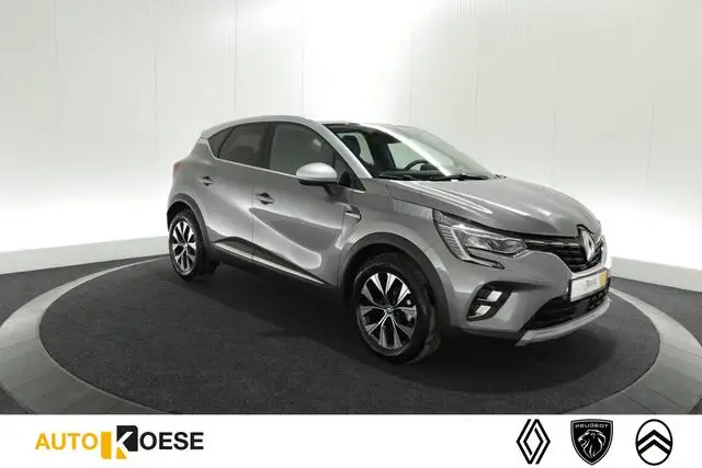 Photo 1 : Renault Captur 2023 Essence