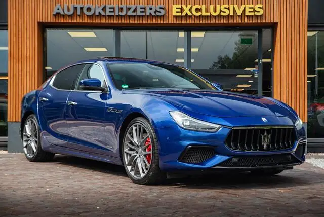 Photo 1 : Maserati Ghibli 2021 Essence