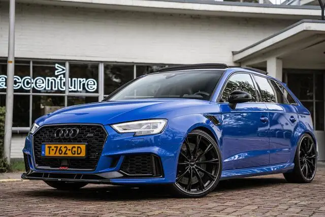 Photo 1 : Audi A3 2018 Petrol