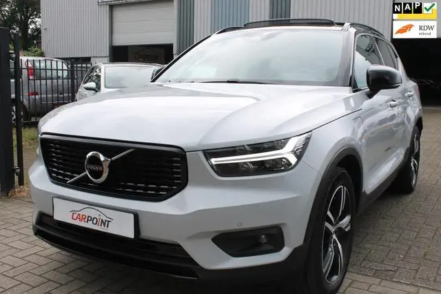 Photo 1 : Volvo Xc40 2021 Hybride