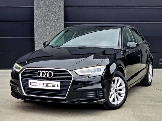 Photo 1 : Audi A3 2019 Essence