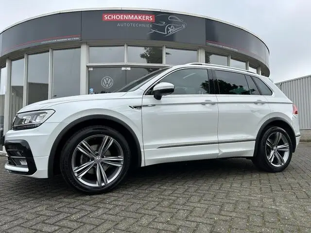 Photo 1 : Volkswagen Tiguan 2018 Petrol