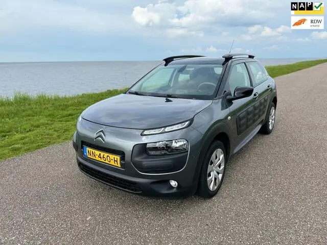 Photo 1 : Citroen C4 2017 Petrol