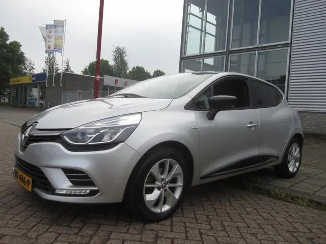 Photo 1 : Renault Clio 2017 Petrol