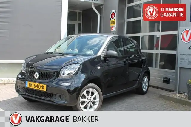 Photo 1 : Smart Forfour 2018 Petrol