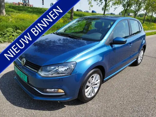 Photo 1 : Volkswagen Polo 2015 Petrol