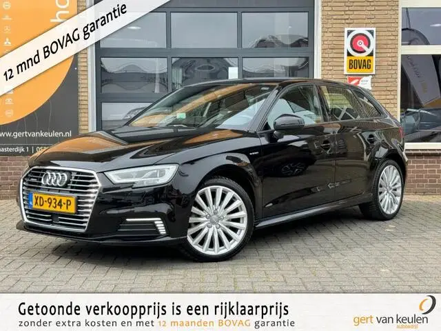 Photo 1 : Audi A3 2016 Hybride