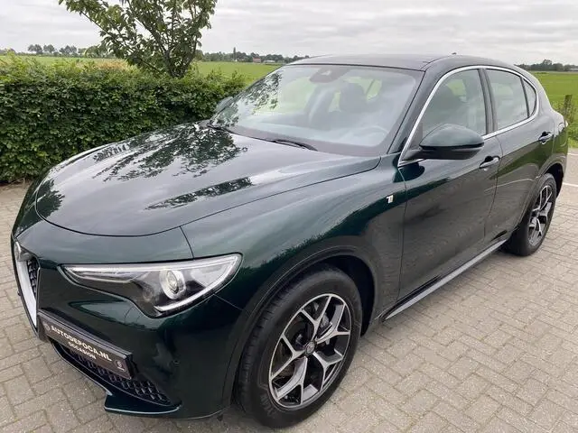 Photo 1 : Alfa Romeo Stelvio 2021 Petrol