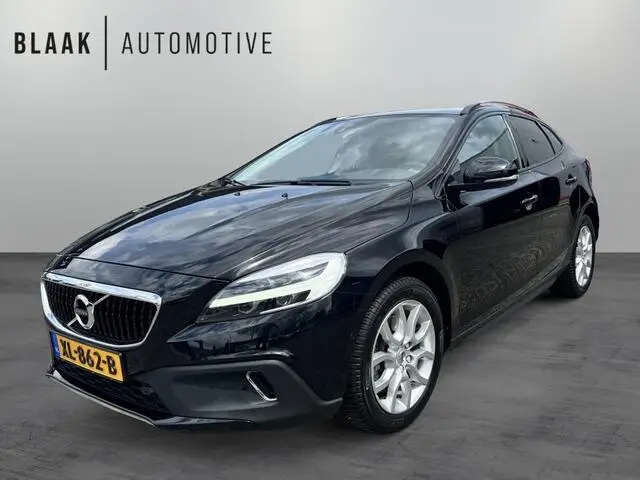 Photo 1 : Volvo V40 2019 Essence