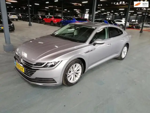 Photo 1 : Volkswagen Arteon 2018 Petrol