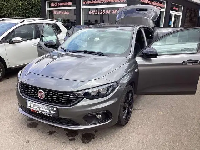 Photo 1 : Fiat Tipo 2020 Essence