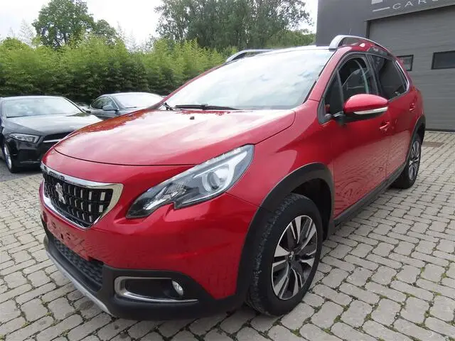 Photo 1 : Peugeot 2008 2018 Essence