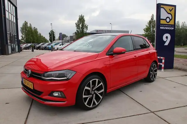 Photo 1 : Volkswagen Polo 2018 Petrol