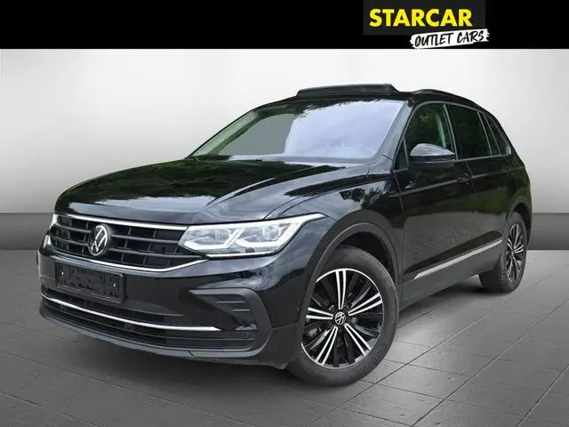 Photo 1 : Volkswagen Tiguan 2023 Petrol