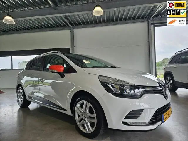 Photo 1 : Renault Clio 2019 Essence