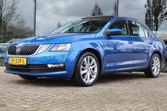 Photo 1 : Skoda Octavia 2019 Petrol