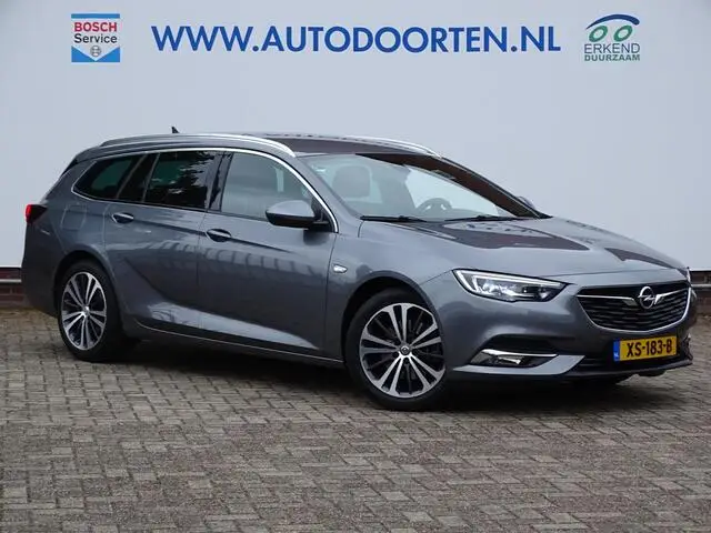 Photo 1 : Opel Insignia 2019 Essence