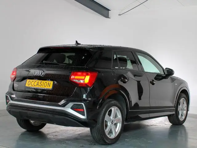 Photo 1 : Audi Q2 2020 Petrol