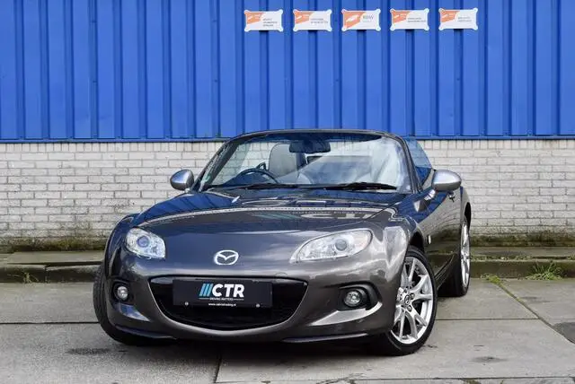 Photo 1 : Mazda Mx-5 2015 Petrol