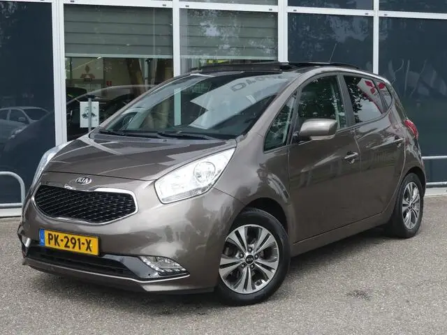 Photo 1 : Kia Venga 2017 Essence