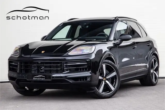 Photo 1 : Porsche Cayenne 2024 Hybrid