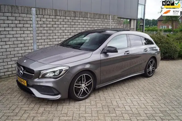 Photo 1 : Mercedes-benz Classe Cla 2017 Petrol