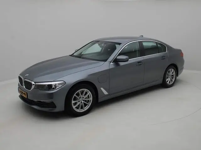 Photo 1 : Bmw Serie 5 2019 Hybrid