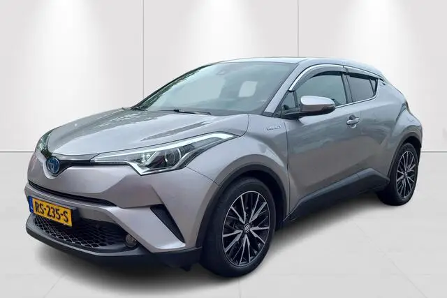 Photo 1 : Toyota C-hr 2018 Hybrid