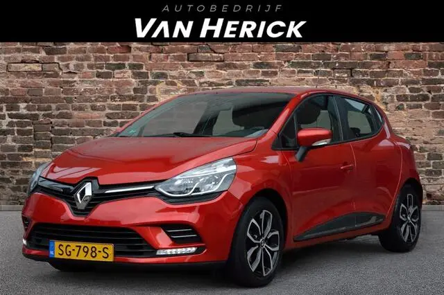 Photo 1 : Renault Clio 2018 Petrol