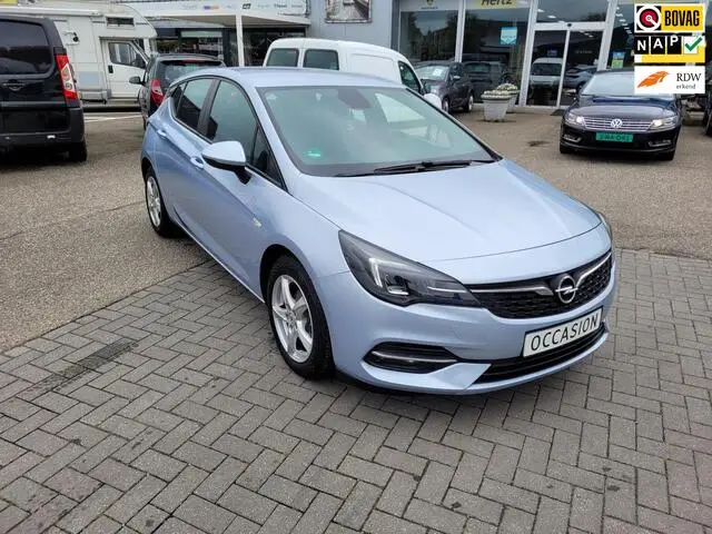 Photo 1 : Opel Astra 2020 Essence