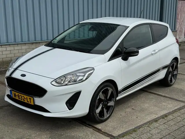 Photo 1 : Ford Fiesta 2018 Petrol