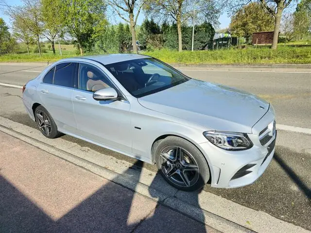 Photo 1 : Mercedes-benz Classe C 2020 Non renseigné