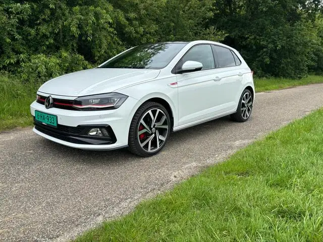 Photo 1 : Volkswagen Polo 2020 Essence