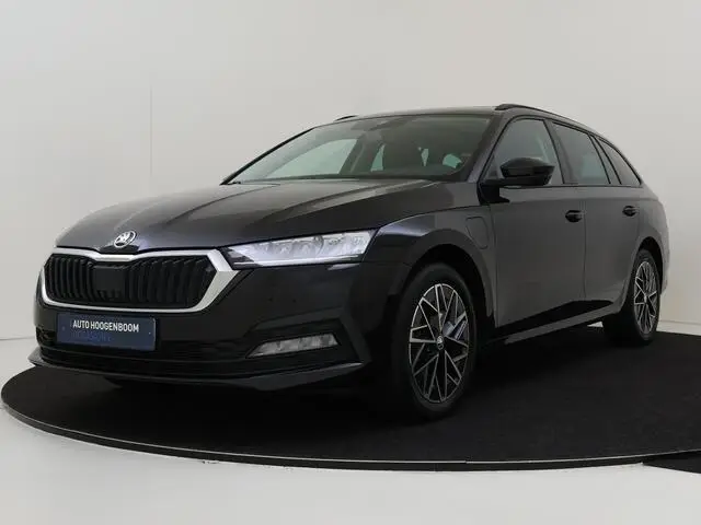 Photo 1 : Skoda Octavia 2022 Hybrid