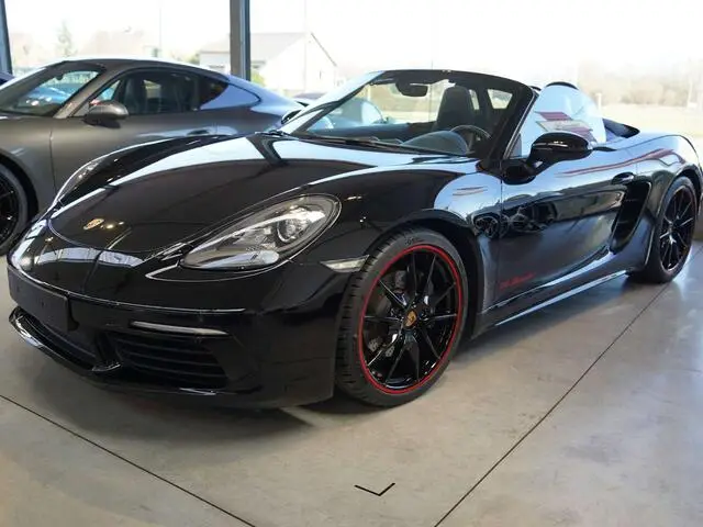 Photo 1 : Porsche Boxster 2017 Essence