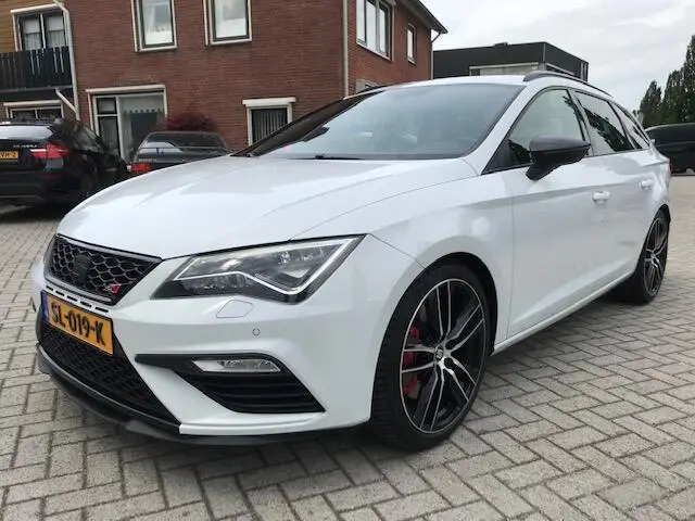 Photo 1 : Seat Leon 2018 Essence