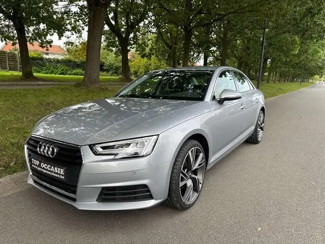 Photo 1 : Audi A4 2019 Diesel