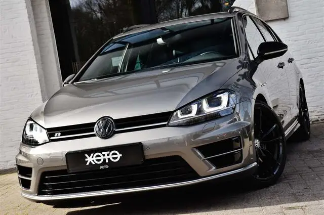 Photo 1 : Volkswagen Golf 2016 Petrol