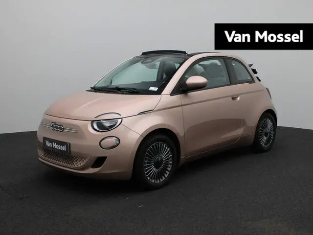 Photo 1 : Fiat 500c 2022 Electric