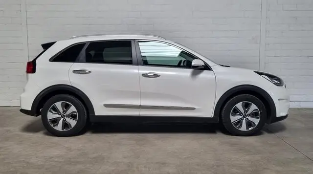 Photo 1 : Kia Niro 2020 Petrol