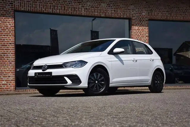 Photo 1 : Volkswagen Polo 2023 Petrol