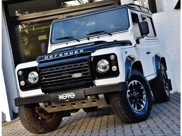 Photo 1 : Land Rover Defender 2015 Diesel