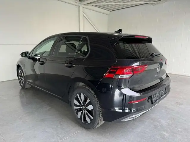 Photo 1 : Volkswagen Golf 2023 Non renseigné